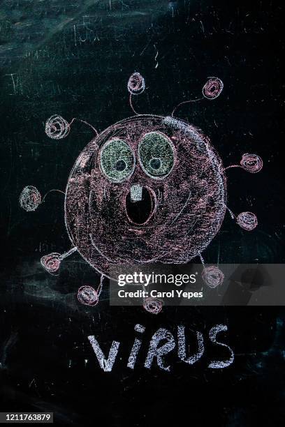 a virus drawing on blaclkboard - バクテリオファージ ストックフォトと画像