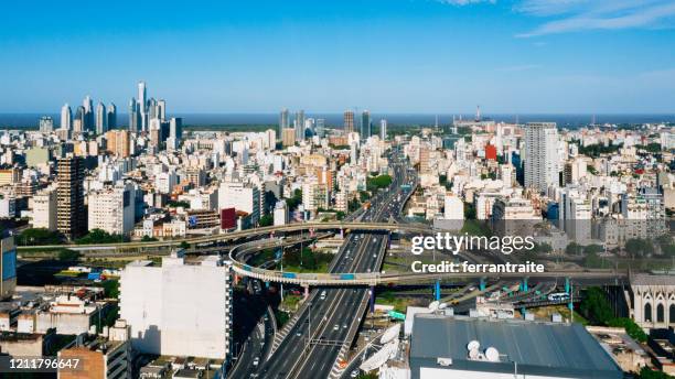 buenos aires skyline - buenos aires skyline stock pictures, royalty-free photos & images