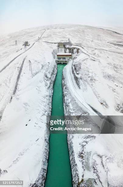 aerial - winter, sultartangavirkju hydro power plant, iceland - europa do norte - fotografias e filmes do acervo