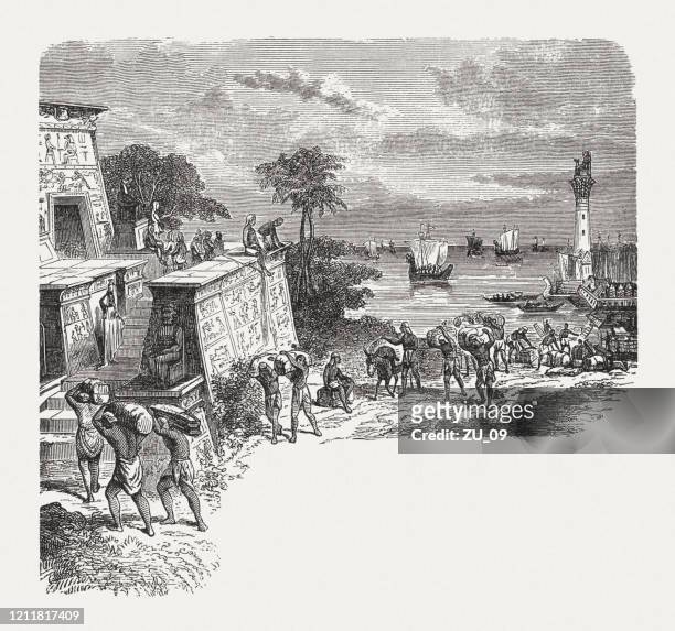 altägyptischer hafen, holzstich, veröffentlicht 1888 - ancient alexandria stock-grafiken, -clipart, -cartoons und -symbole