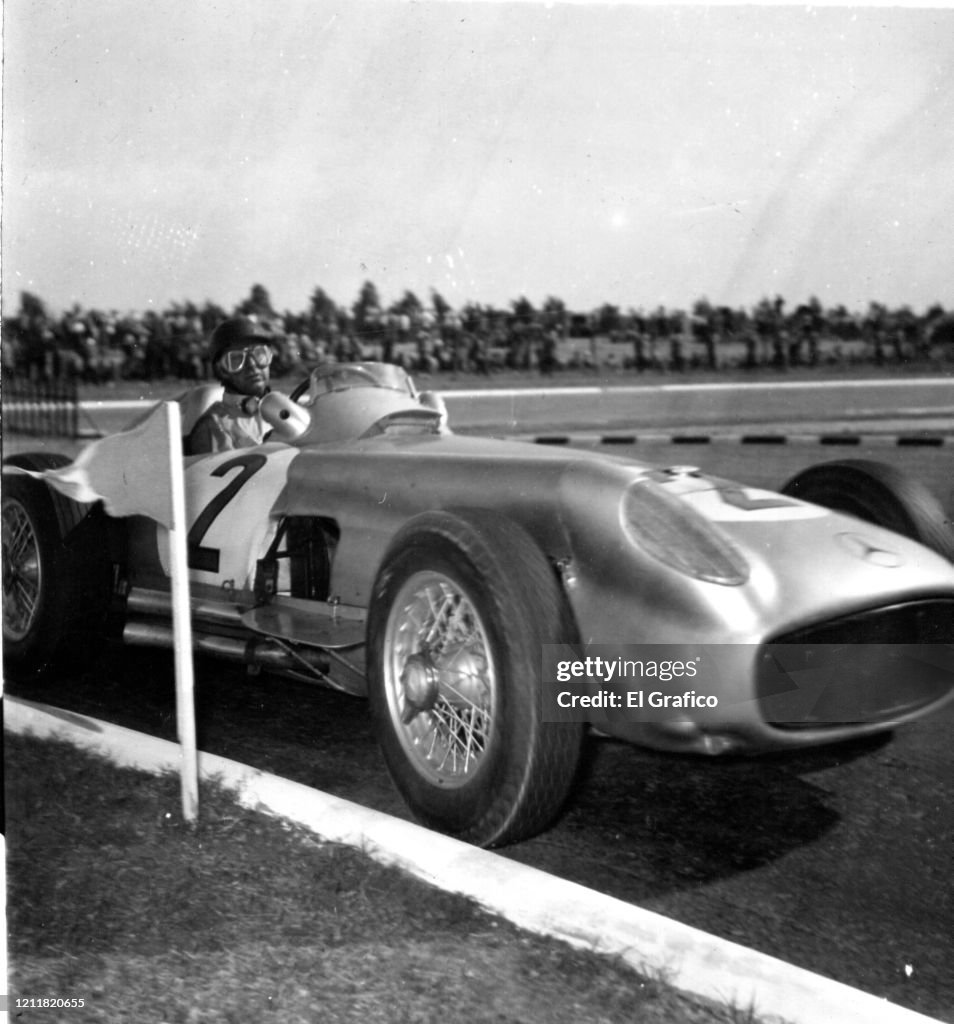 Juan Manuel Fangio - El Grafico Sports Archive