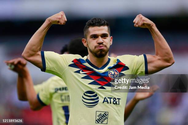Henry Martin of America celebrates after scoring the second goal of his team during a quarter final first leg match between Club America and Atlanta...