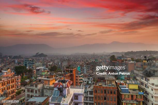 colourful buildings of kathmandu, nepal. - kathmandu tal stock-fotos und bilder