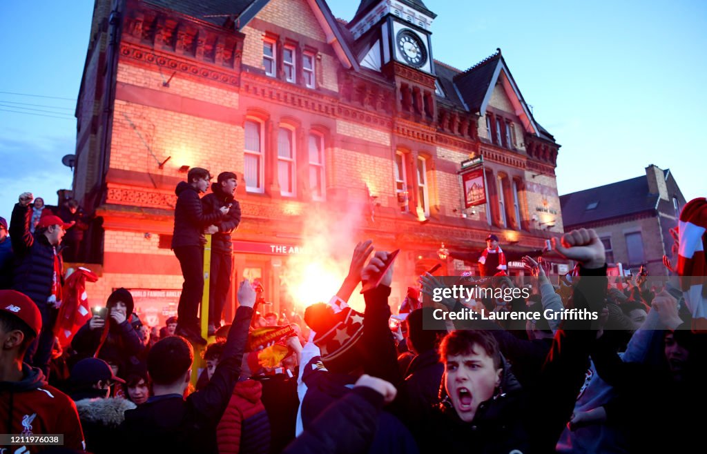 Liverpool FC v Atletico Madrid - UEFA Champions League Round of 16: Second Leg