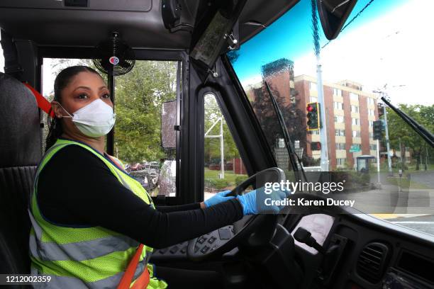 Mini Bus Driver Photos and Premium High Res Pictures - Getty Images