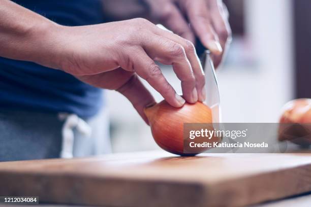 healthy lifestyle - cutting red onion stock pictures, royalty-free photos & images