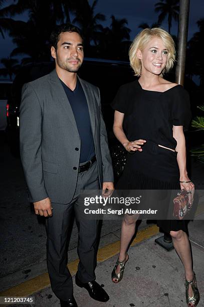 Rachael Ramon 23 Robert Zuckerman Photography Retrospective Photos & High Res ...