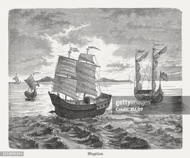 ilustraciones, imágenes clip art, dibujos animados e iconos de stock de los barcos de magallanes, grabado en madera, publicado en 1888 - siglo xvi
