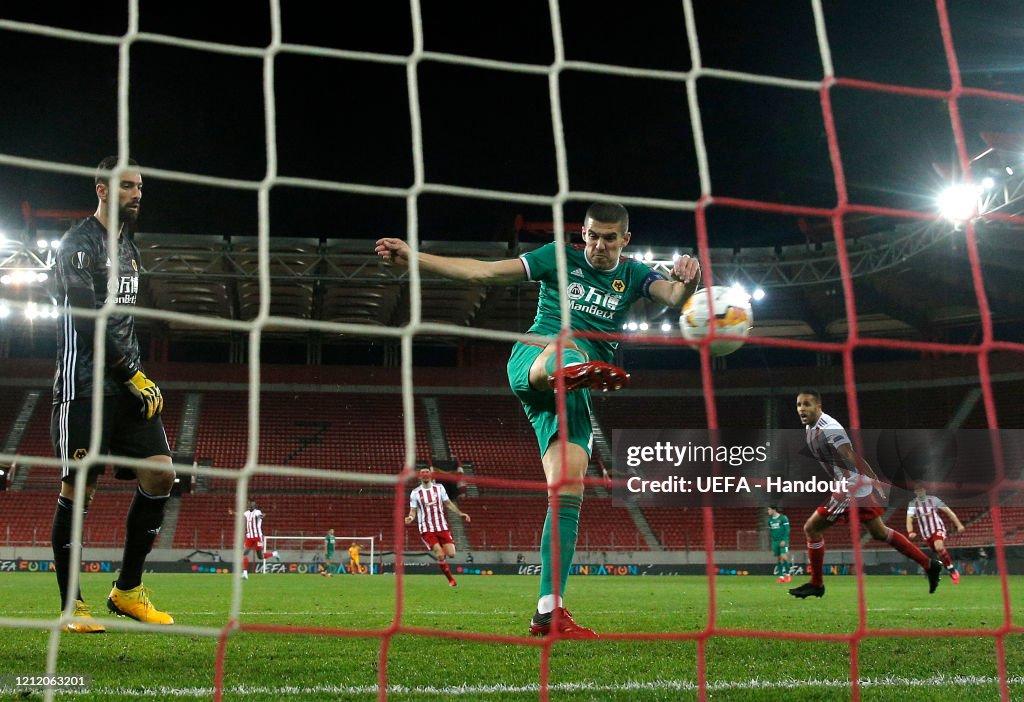 Olympiacos FC v Wolverhampton Wanderers - UEFA Europa League Round of 16: First Leg