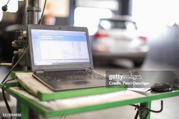 Car Engine S Computer Computer Car Photos and Premium High Res Pictures - Getty Images
