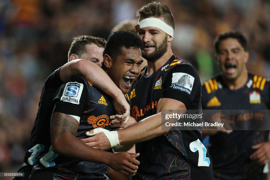 Super Rugby Rd 7 - Chiefs v Hurricanes
