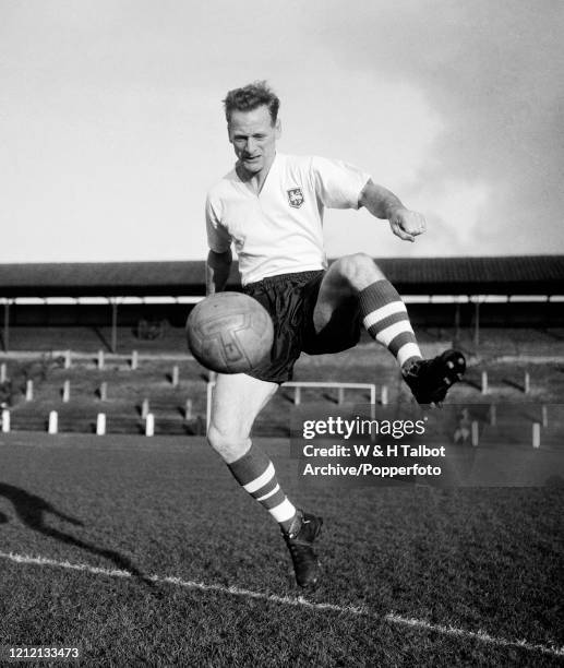 Tom Finney of Preston North End in action at Deepdale in Preston, England, circa 1959.