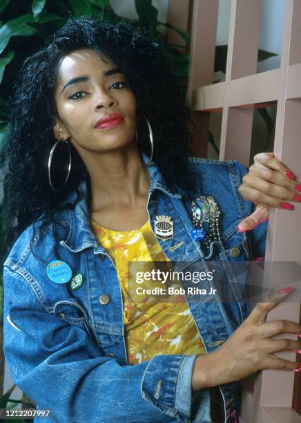 Photo session with Jody Watley, April 14, 1987 in Los Angeles, California.