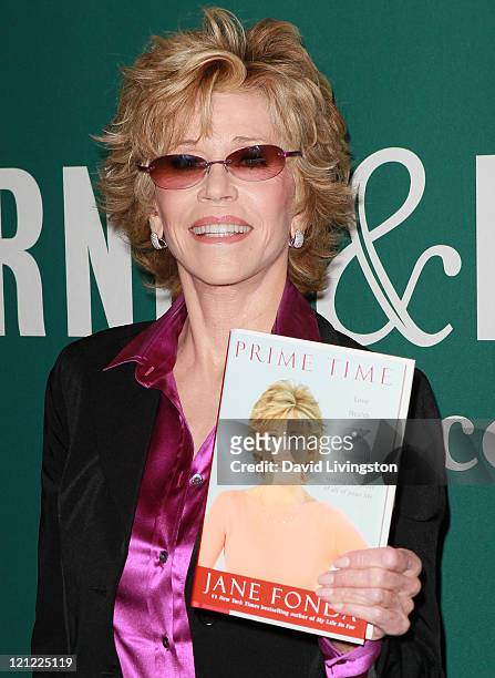 Actress Jane Fonda attends a signing for her book "Prime Time: Love, Health, Sex, Fitness, Friendship, Spirit" at Barnes & Noble at The Grove on...