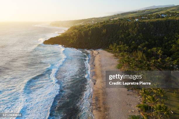 plage de grande anse - ile de la réunion - reunion ストックフォトと画像