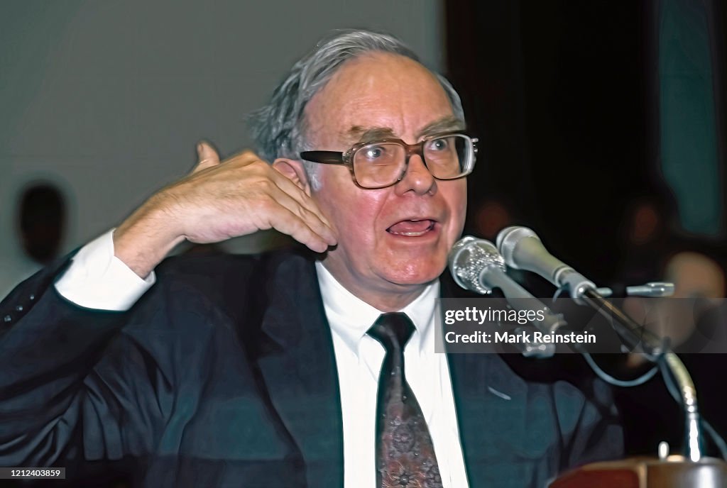 Billionaire Warren Buffett Testifes On Capitol Hill