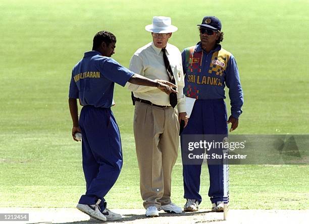 Moditha Ranatunga 333 Sri Lankan Arjuna Ranatunga Photos & High Res Pictures - Getty Images