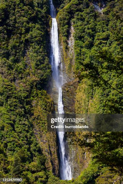 humboldt falls shines in the sun - te anau stock pictures, royalty-free photos & images