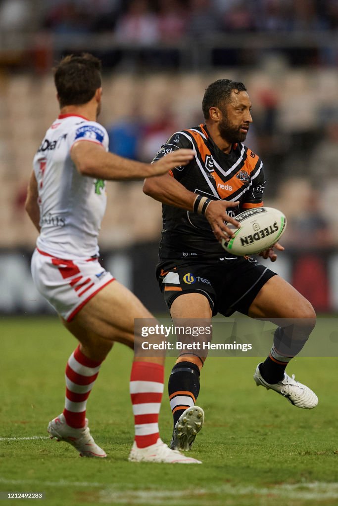 NRL Rd 1 - Dragons v Wests Tigers