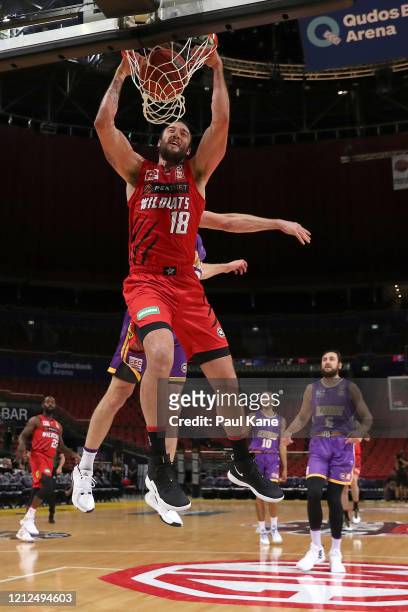 Miles Plumlee of the Wildcats dunks the ball during game three of the NBL Grand Final series between the Sydney Kings and Perth Wildcats at Qudos...