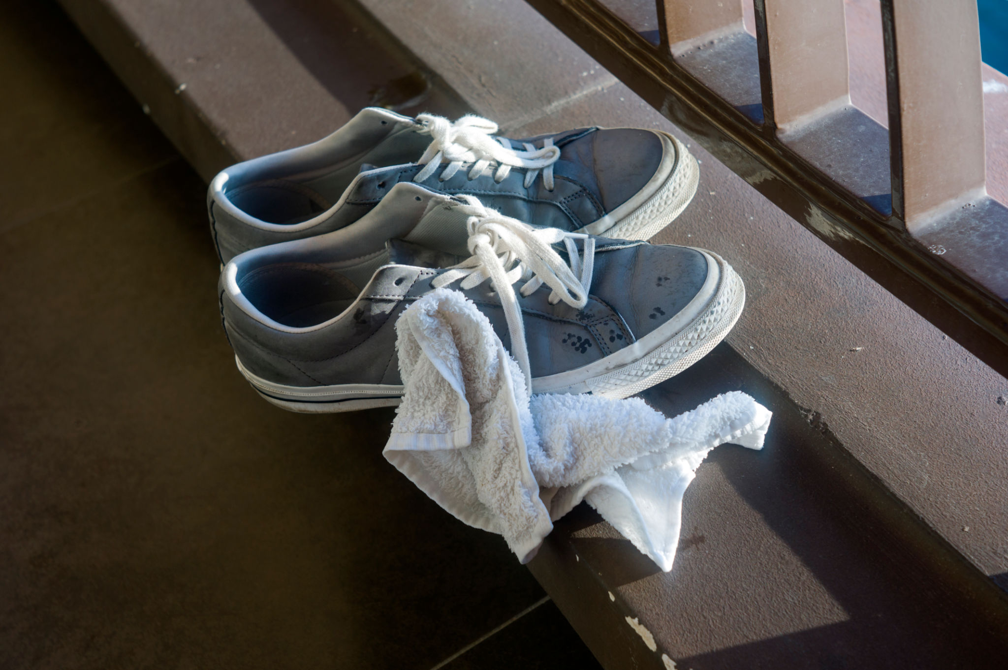 clean sneakers drying