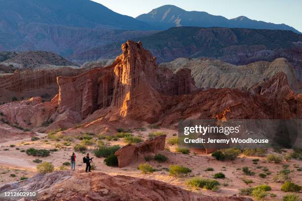 photographers at sunrise - salta argentina stockfoto's en -beelden