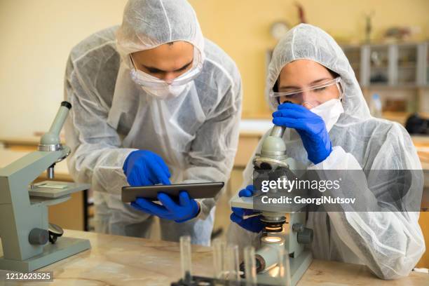 temporary coronavirus research laboratory - marine biologist stock pictures, royalty-free photos & images