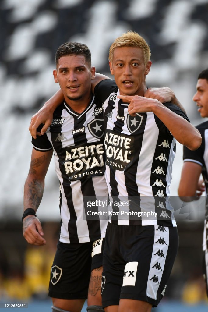 Botafogo v Bangu - Campeonato Carioca