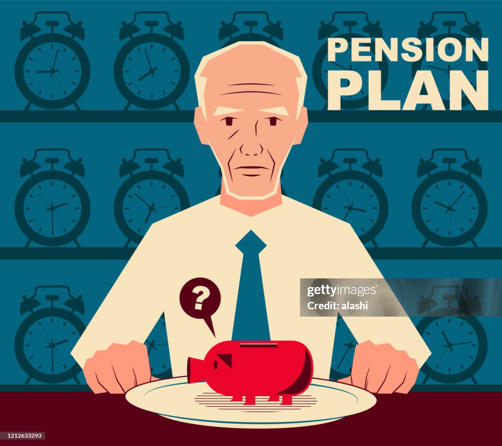 Plan de pensiones y concepto de devaluación de divisas, un hombre de negocios mayor está mirando la pequeña alcancía