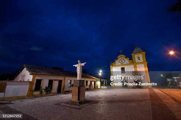 nossa senhora da ajuda church in arraial d'ajuda, district of the brazilian municipality of porto seguro, bahia, brazil. - seguro 個照片及圖片檔