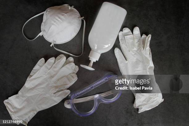 virus protection - protective workwear stock pictures, royalty-free photos & images