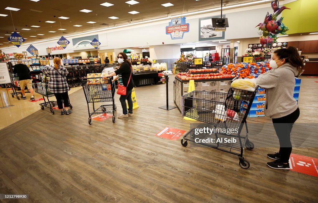 Dawn to dusk story on grocery store workers. Dan Graves store director of the Vons located at 24325 Crenshaw Blvd in Torrance starts the day early before doors open at 6 a..m. for seniors and at-risk shoppers due to the Coronavirus.