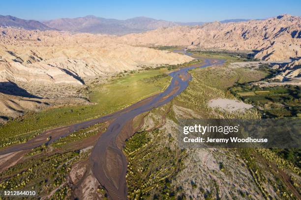 elevated view of the valles de calchaquíes next to rte 40 - província de la pampa - fotografias e filmes do acervo