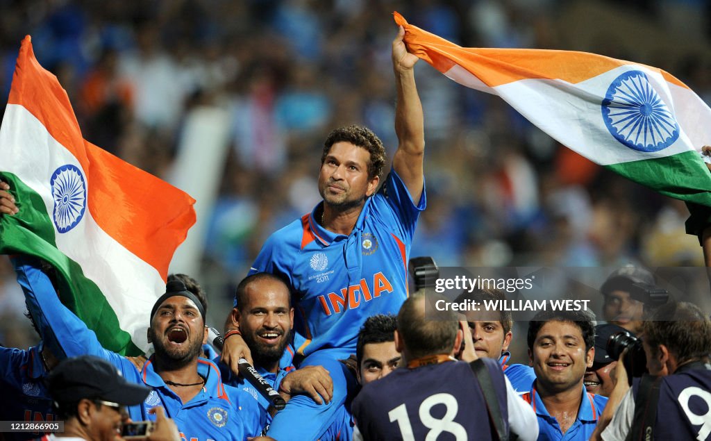 TOPSHOT-CRICKET-WC2011-INDIA-SRI-FINAL-MATCH 49