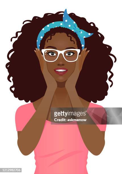 stockillustraties, clipart, cartoons en iconen met jonge vrouw die oogglazen draagt - african american woman