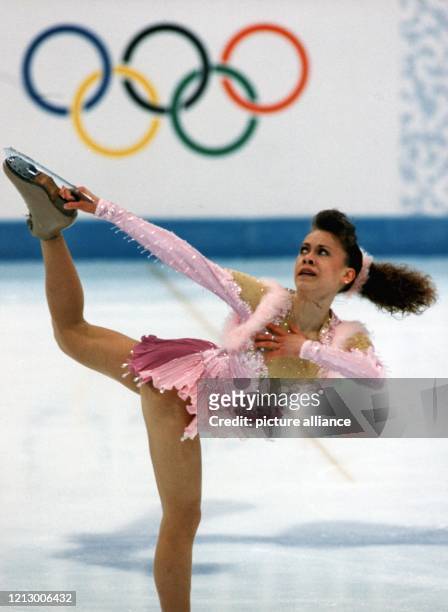 Weltmeisterin Oksana Bajul aus der Ukraine gewann am im Amphitheater von Hamar die Goldmedaille im Eiskunstlauf der Damen. In der Kür verdrängte die...