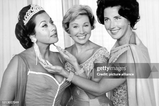 Yma Sumac, Anneliese Rothenberger und Lisa della Casa, News Photo
