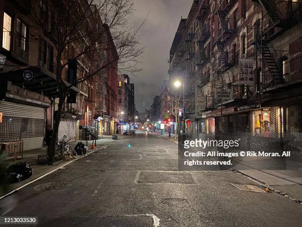 empty lower east side - lower east side manhattan stock pictures, royalty-free photos & images