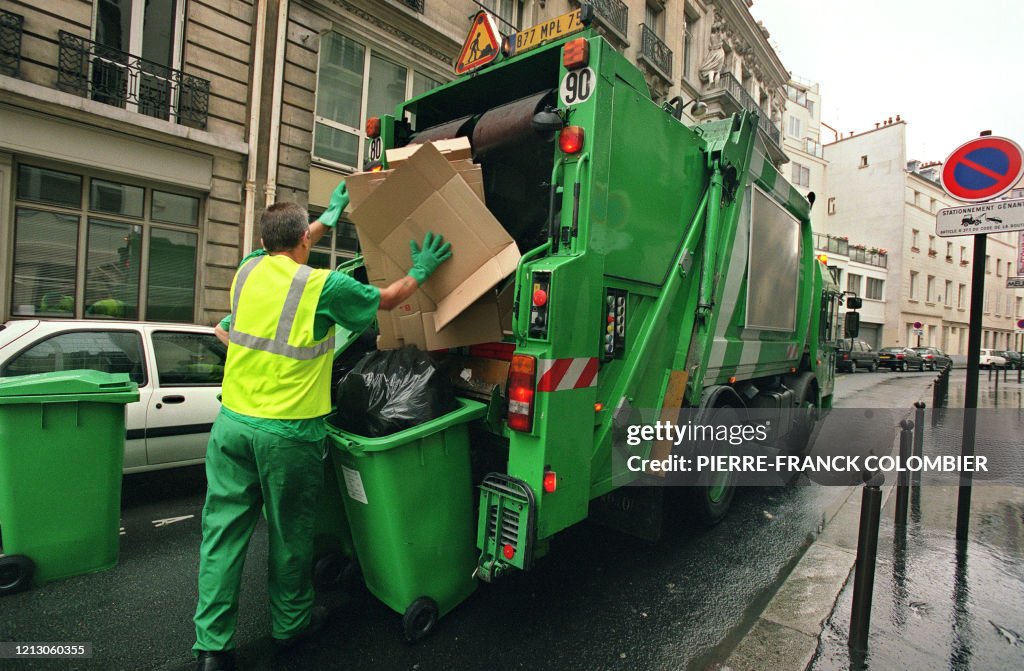 PARIS-PROPRETE