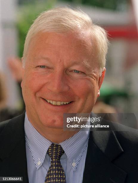 Günter Sanders, Turnierdirektor in Hamburg-Rothenbaum und Repräsentant für das deutsche Tennis auf internationaler Ebene, fotografiert am 05.05.199...