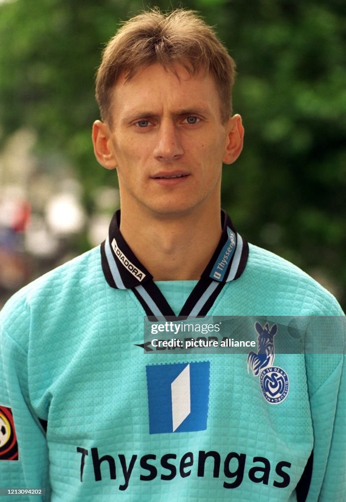 Stauce Rytas Gintaras Stauce , Litauer, Torhüter, Rückennummer 25. News Photo ...