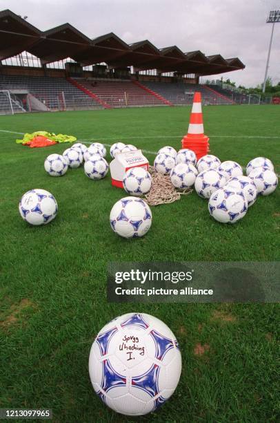 Noch ruhen die Bälle vor der neuen Fußball-Saison im Unterhachinger Stadion Am Sportpark. Die SpVgg. Unterhaching startet Mitte August in das erste...