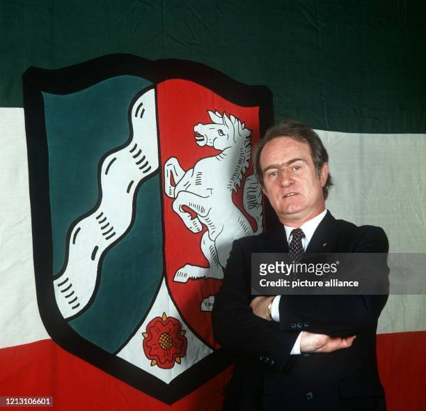 Der nordrhein-westfälische Ministerpräsident Johannes Rau 1982 in Düsseldorf. Bundespräsident Johannes Rau feiert am 16. Januar 2001 seinen 70....