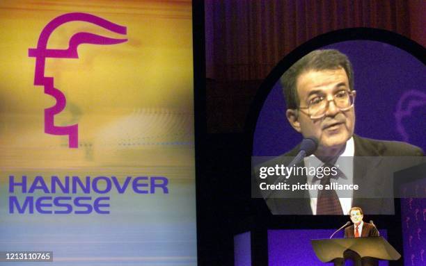 Romano Prodi, Präsident der Europäischen Kommission, spricht am 19.3.2000 in Hannover auf der offiziellen Eröffnungsveranstaltung zur Hannover-Messe...
