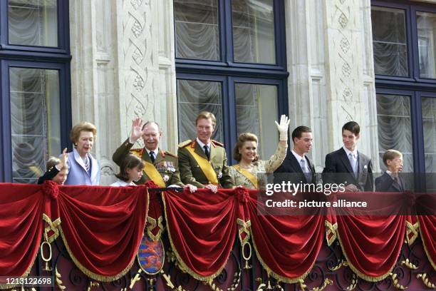 Der neue Großherzog Henri von Luxemburg und seine Frau Maria Teresa , der bisherige Großherzog Jean und seine Frau Josephine-Charlotte nehmen am...