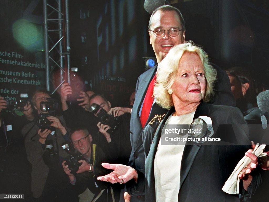 Maria Rivaa Maria Riva, Tochter von Marlene Dietrich, und ihr Sohn, Peter Riva ...