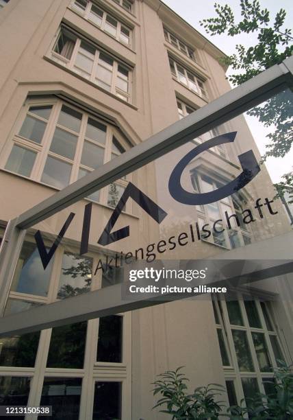 Die Zentrale des Mischkonzerns Viag in der Nymphenburger Strasse in München, aufgenommen am 31.8.1999. Nach wochenlangen Spekulationen um eine Fusion...