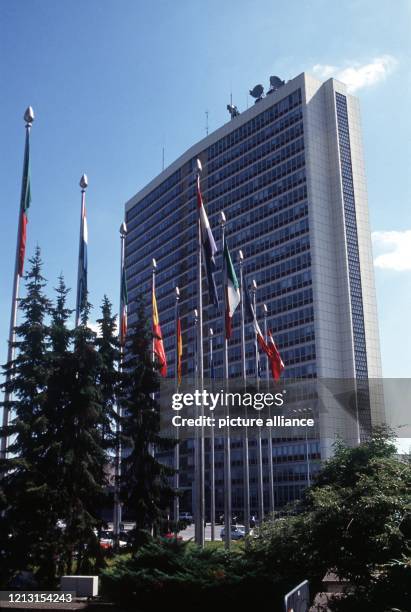 Sitz des Generalsekretariats des Ministerrats der Europäischen Gemeinschaft auf dem Kirchberg in Luxemburg-Stadt, aufgenommen am 29.7.1992.