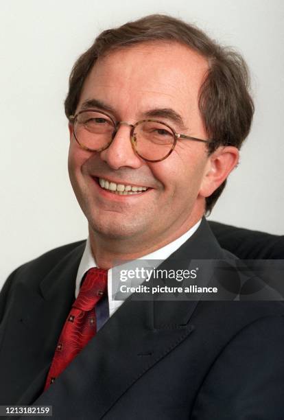 Erwin Staudt soll neuer Chef der deutschen Tochter des amerikanischen Computerherstellers IBM werden, aufgen. Am 29.9.1998 in seinem Büro in der...