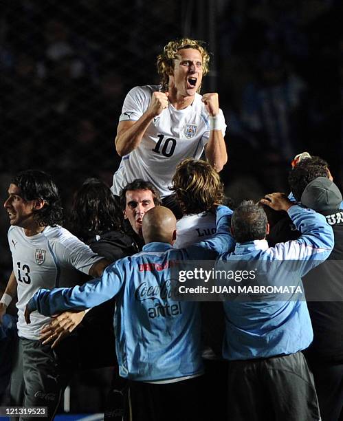 America 2011 709 Argentina V Uruguay Copa America 2011 Quarter Final Stock Photos ...